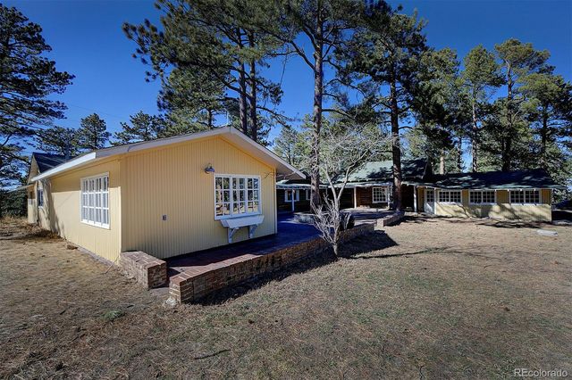 779 Kinnikinnik Hill, Golden, CO 80401