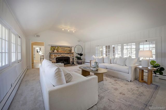 779 Kinnikinnik Hill, Golden, CO 80401