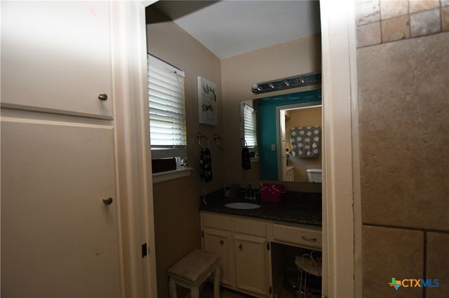 6019 Forest Ridge, San Antonio, TX 78240