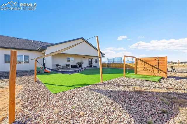 257 E Auburn Avenue, Pueblo West, CO 81007