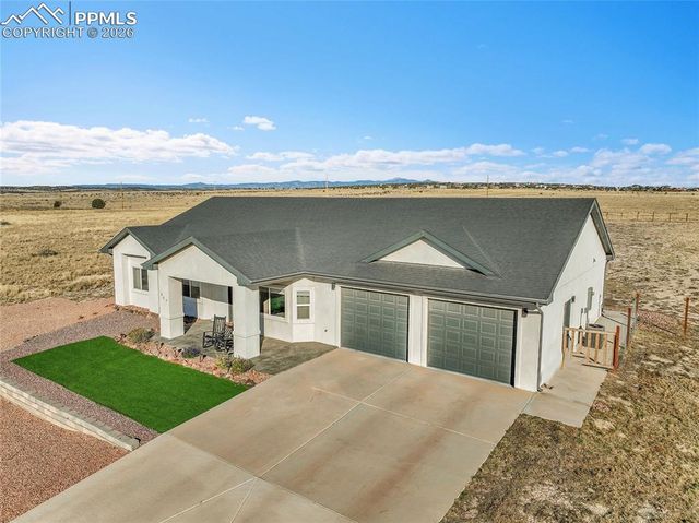257 E Auburn Avenue, Pueblo West, CO 81007