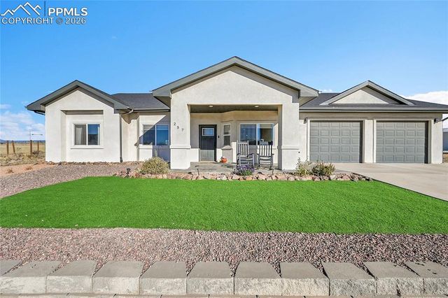 257 E Auburn Avenue, Pueblo West, CO 81007