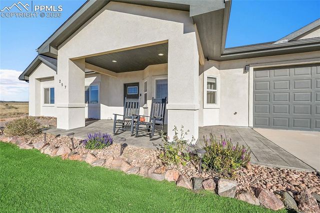 257 E Auburn Avenue, Pueblo West, CO 81007