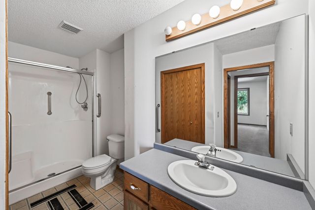 643 86th Lane NW, Coon Rapids, MN 55433