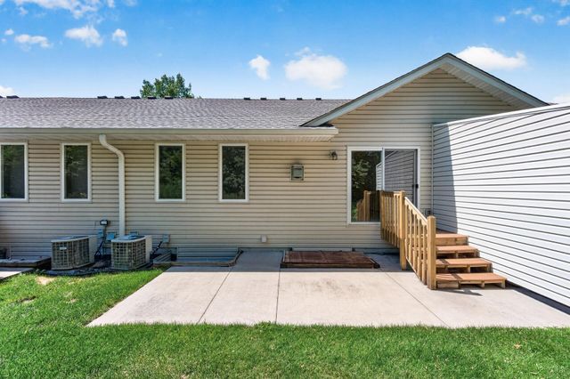 643 86th Lane NW, Coon Rapids, MN 55433