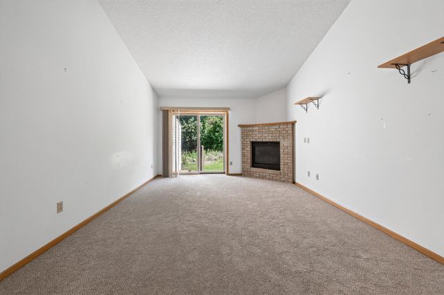 643 86th Lane NW, Coon Rapids, MN 55433