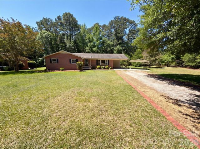1415 Crestfield Drive, Lancaster, SC 29720