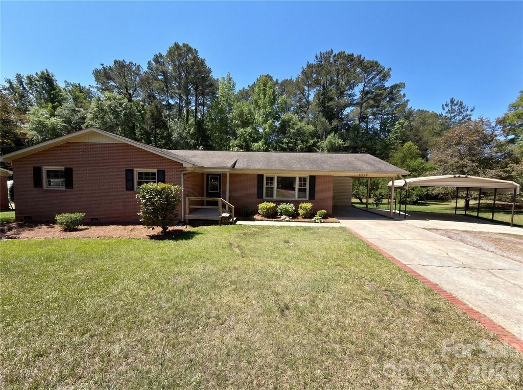 1415 Crestfield Drive, Lancaster, SC 29720