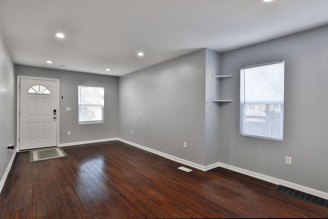 2812 E 11th Avenue, Columbus, OH 43219