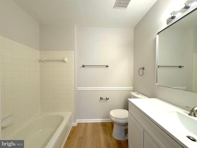 6410 KATHERINE ANN LN, Springfield, VA 22150