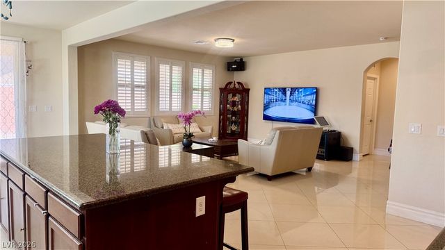 328 Cranstonhill Drive, Las Vegas, NV 89148