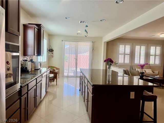 328 Cranstonhill Drive, Las Vegas, NV 89148