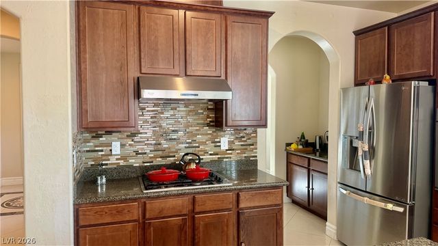 328 Cranstonhill Drive, Las Vegas, NV 89148