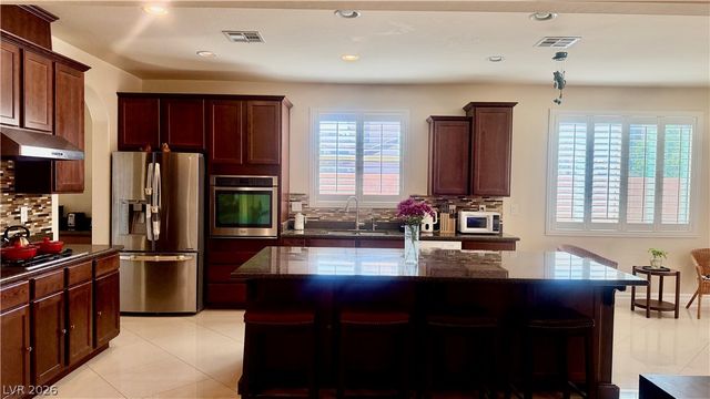 328 Cranstonhill Drive, Las Vegas, NV 89148