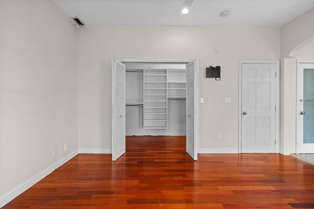 647 East 3rd 2, Boston, MA 02127