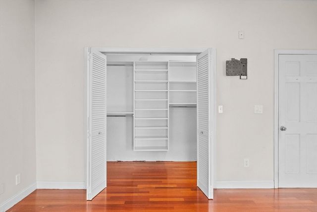 647 East 3rd 2, Boston, MA 02127