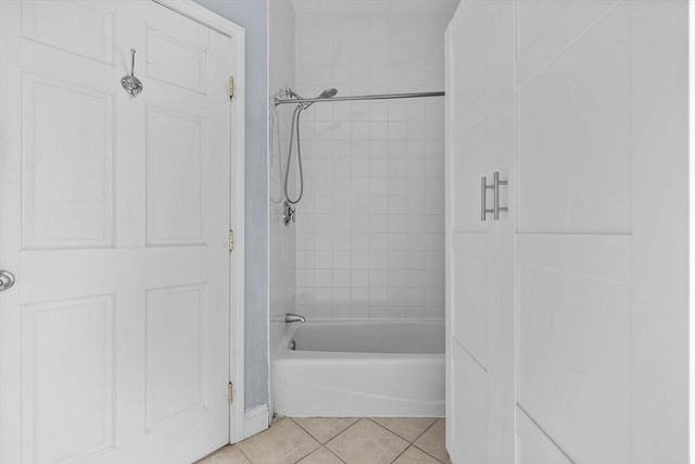 647 East 3rd 2, Boston, MA 02127