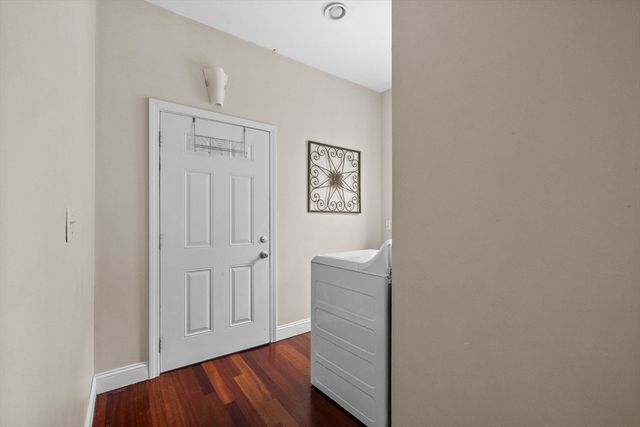 647 East 3rd 2, Boston, MA 02127