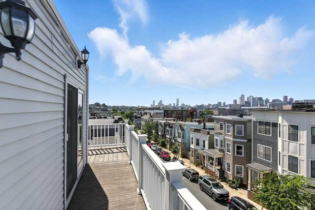 647 East 3rd 2, Boston, MA 02127