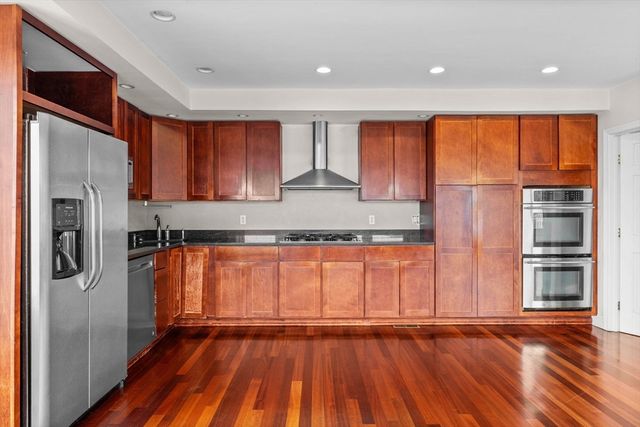647 East 3rd 2, Boston, MA 02127