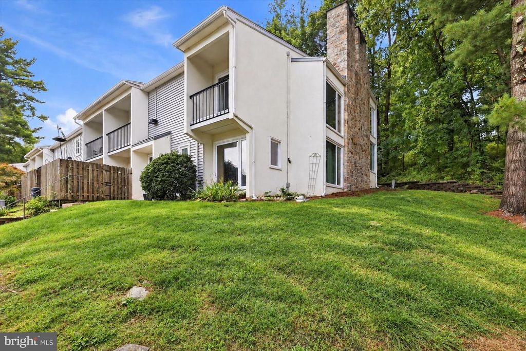 150 W KENILWORTH CIR W, NEWTOWN SQUARE, PA 19073 — exterior