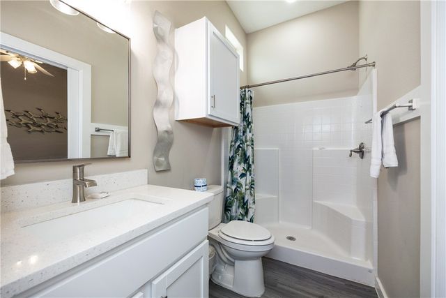 14924 Smugglers Cove Dr, Corpus Christi, TX 78418