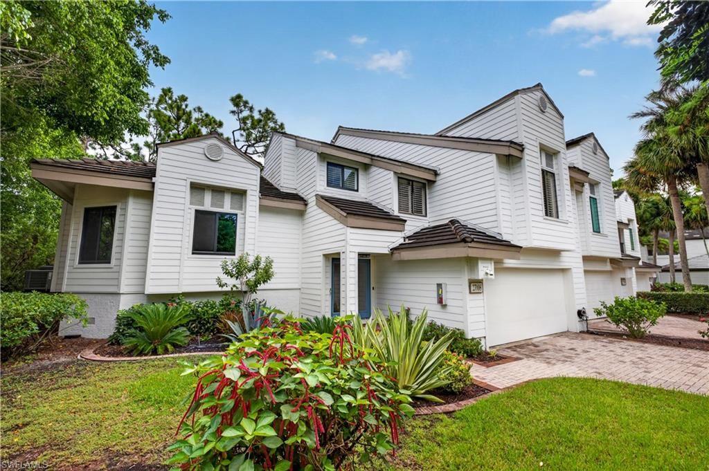 27008 Oakwood Lake DR, BONITA SPRINGS, FL 34134 — exterior
