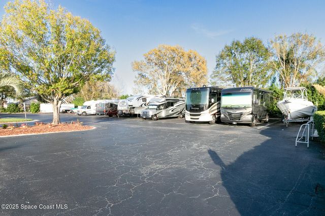 4118 Twin Oaks Boulevard, Melbourne, FL 32901