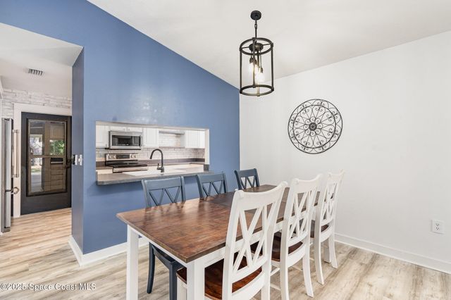 4118 Twin Oaks Boulevard, Melbourne, FL 32901