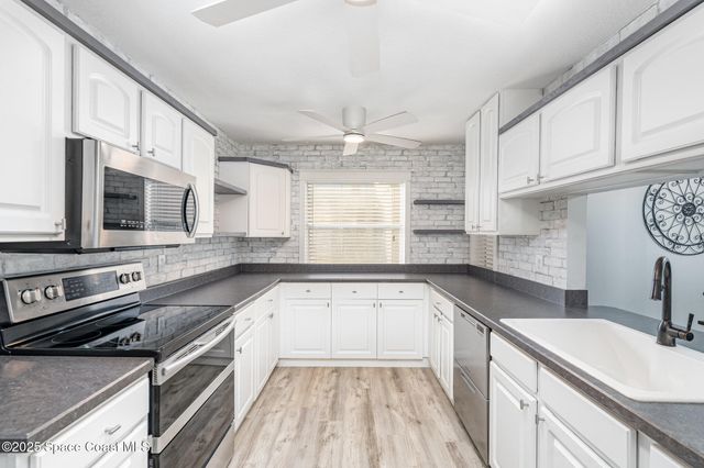 4118 Twin Oaks Boulevard, Melbourne, FL 32901