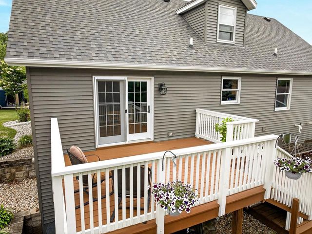 613 Windlach Street, New Glarus, WI 53574