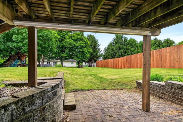 613 Windlach Street, New Glarus, WI 53574