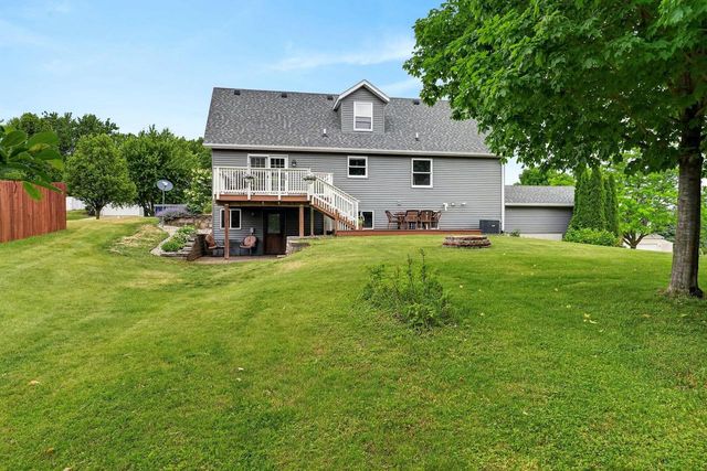613 Windlach Street, New Glarus, WI 53574