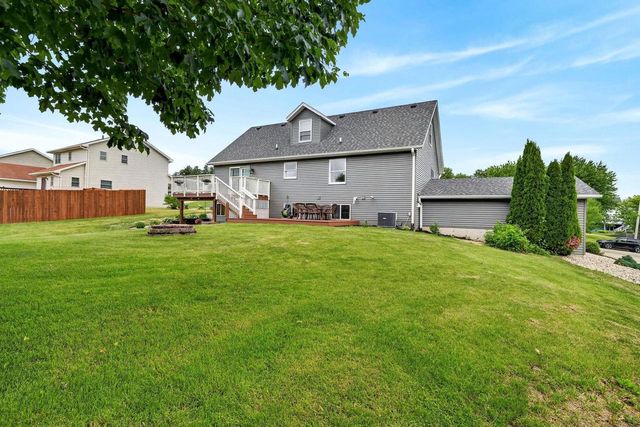 613 Windlach Street, New Glarus, WI 53574