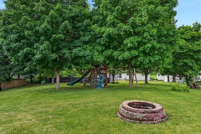 613 Windlach Street, New Glarus, WI 53574