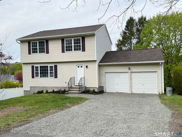 75 Ridgeway Avenue, Watertown, CT 06779