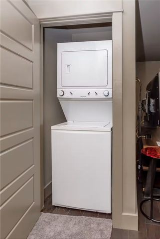 303 NW F Street, Bentonville, AR 72712