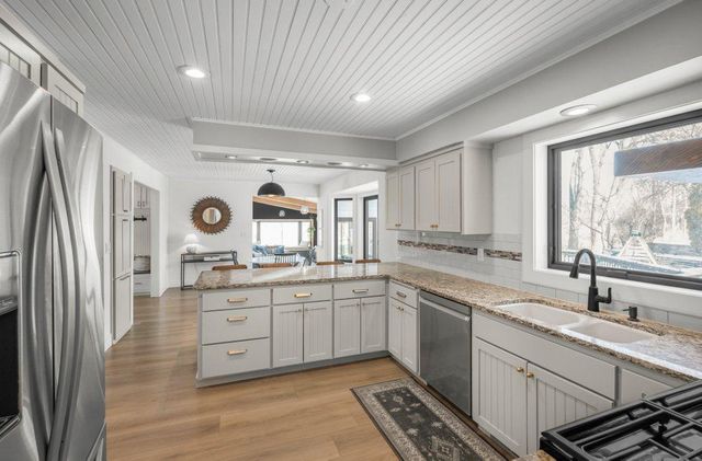 9740 67th Avenue N, Maple Grove, MN 55369