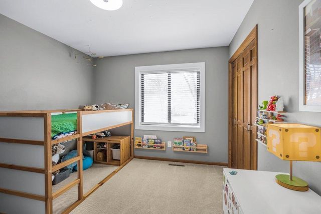 9740 67th Avenue N, Maple Grove, MN 55369