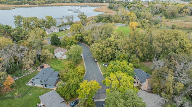 9740 67th Avenue N, Maple Grove, MN 55369