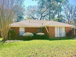 2115 Gardenia Drive, Houston, TX 77018