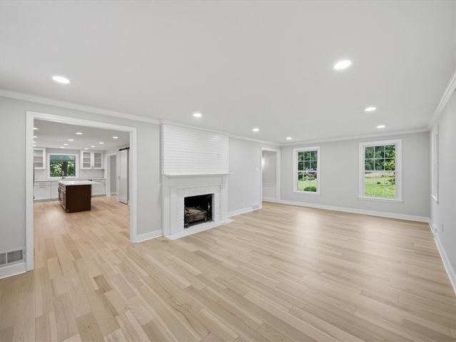 150 Maple Dr, Pine Twp, PA 15090