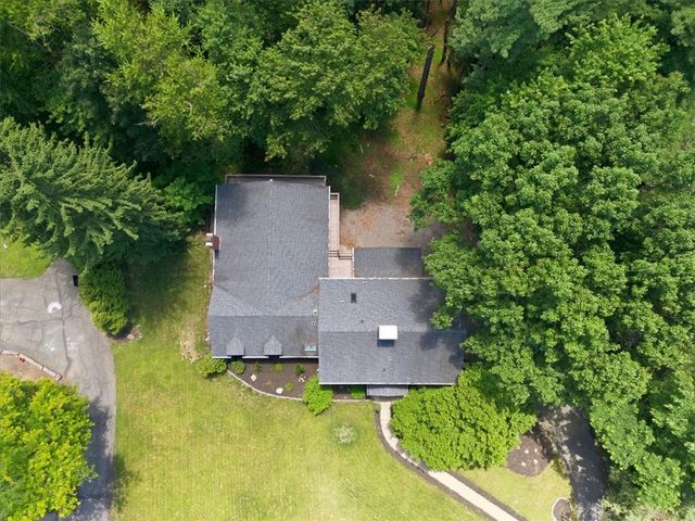 150 Maple Dr, Pine Twp, PA 15090