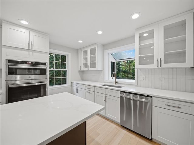 150 Maple Dr, Pine Twp, PA 15090