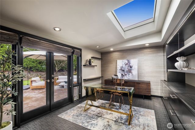 3215 78th Place NE, Medina, WA 98039