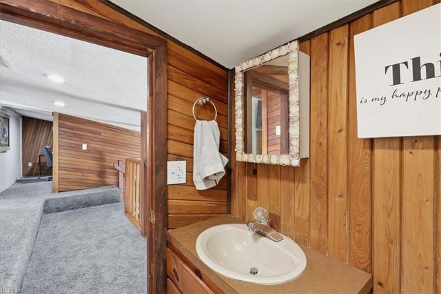 615 12th ST, Virginia Beach, VA 23451