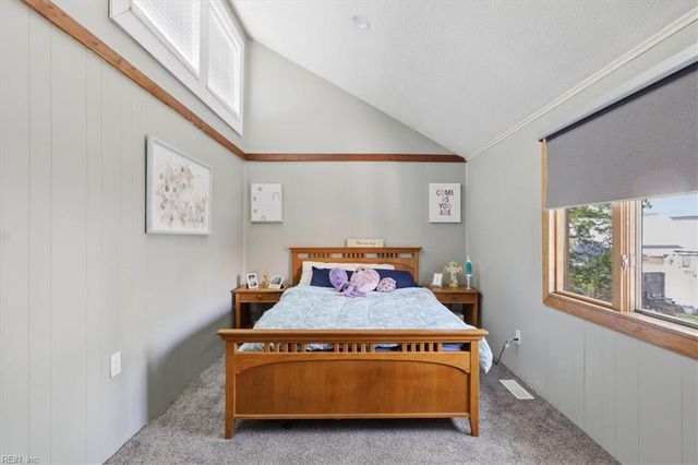 615 12th ST, Virginia Beach, VA 23451