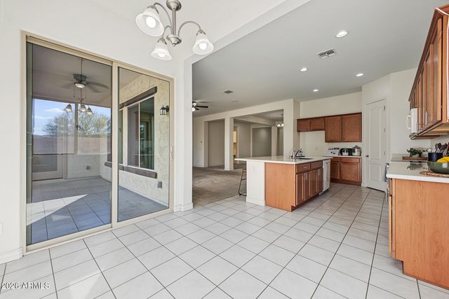 2662 E LA COSTA Drive, Gilbert, AZ 85298