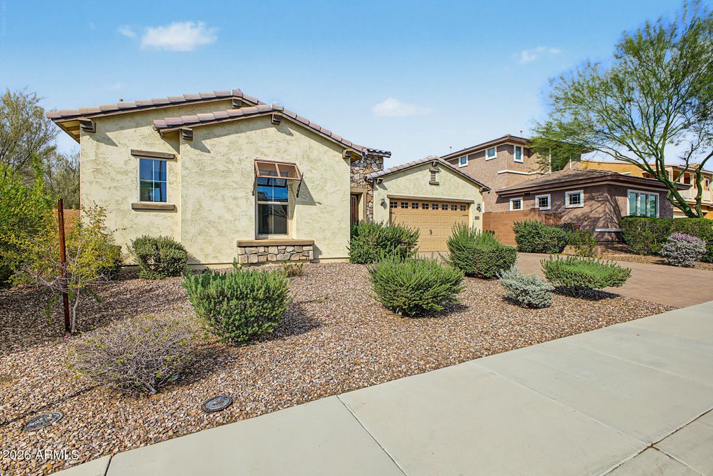 2662 E LA COSTA Drive, Gilbert, AZ 85298 — photo 2