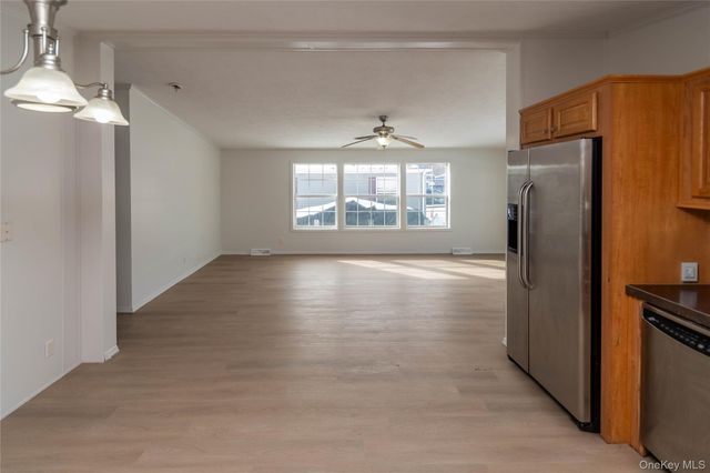 79 Stern Scenic Drive, Middletown, NY 10940